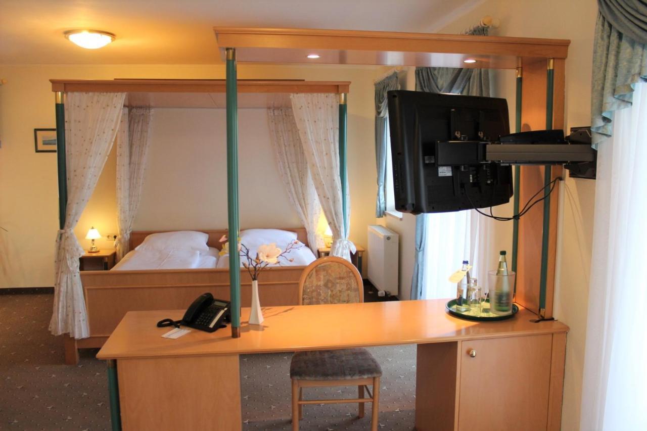 Hotel Wolfringmuehle Fensterbach Kültér fotó